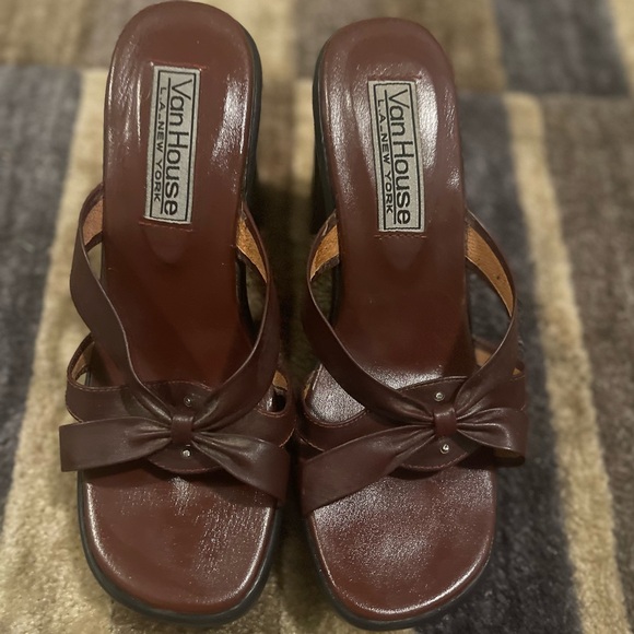 VINTAGE 90s Chunky Heels - Picture 2 of 16